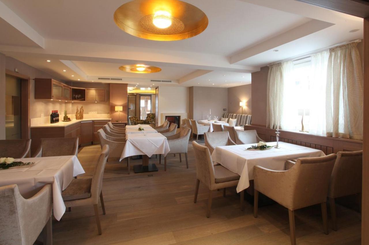 Hotel Kaiserhof Медебах Экстерьер фото